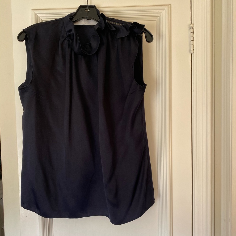 Lavin Satin sleeveless blouse